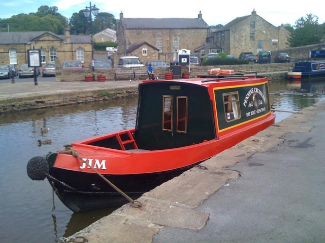  'Jim',我们的 4 人日船 